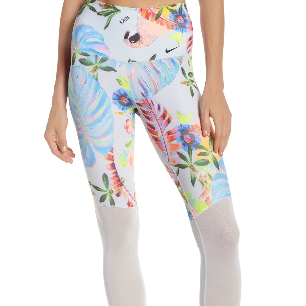 Nike Dri-Fit Tropical Leggings